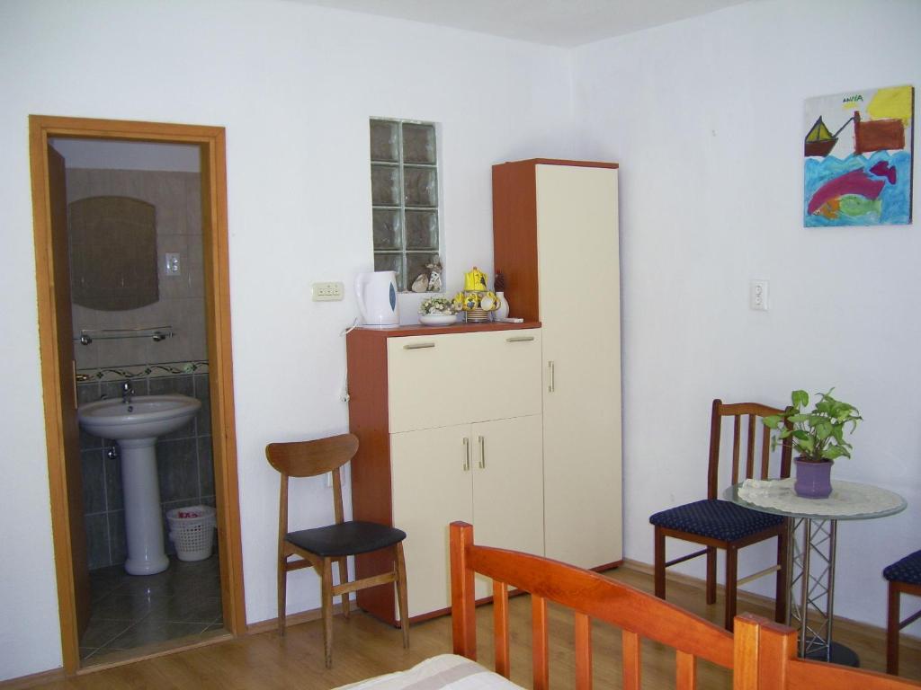 Apartments Villa More Makarska Rum bild
