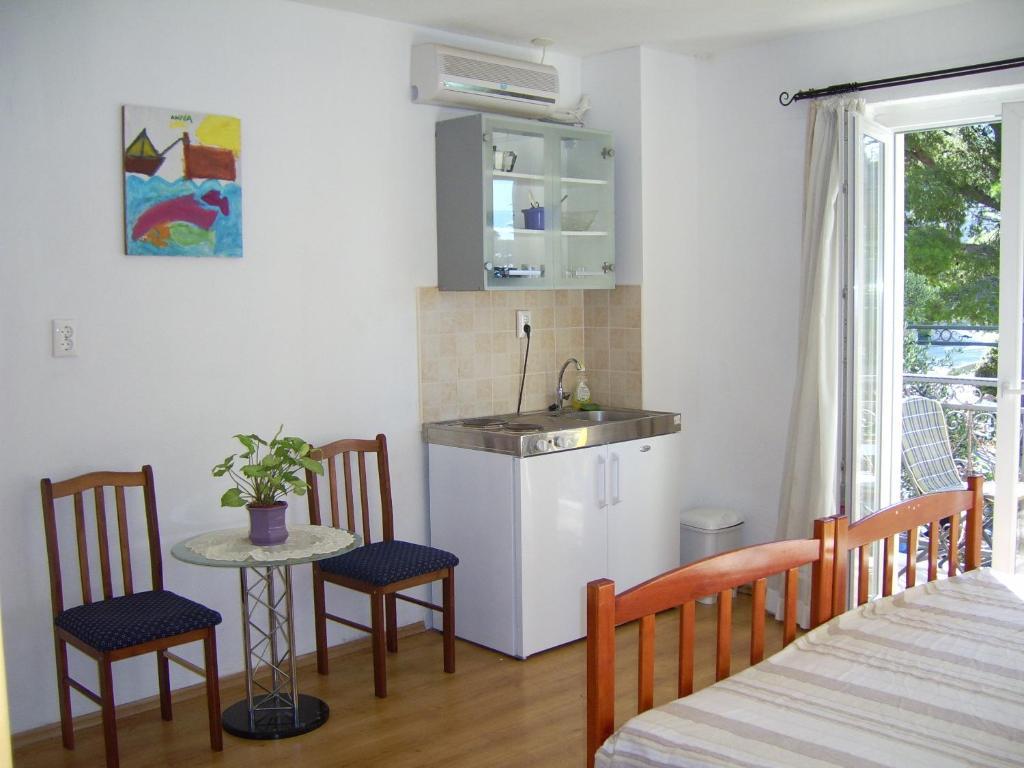 Apartments Villa More Makarska Rum bild