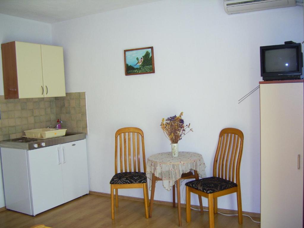 Apartments Villa More Makarska Rum bild