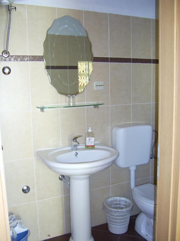 Apartments Villa More Makarska Rum bild