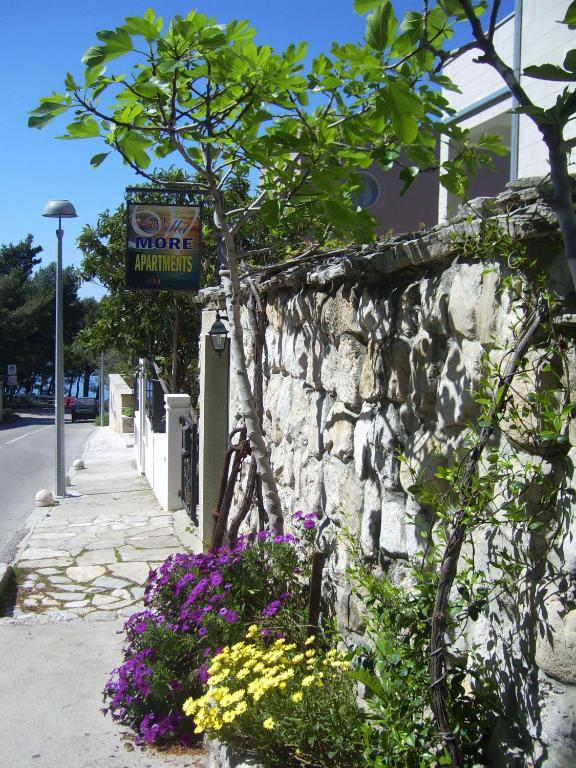 Apartments Villa More Makarska Exteriör bild